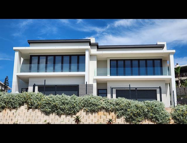 3 BEDROOM DUET FOR SALE IN HARTENBOS HEUWELS